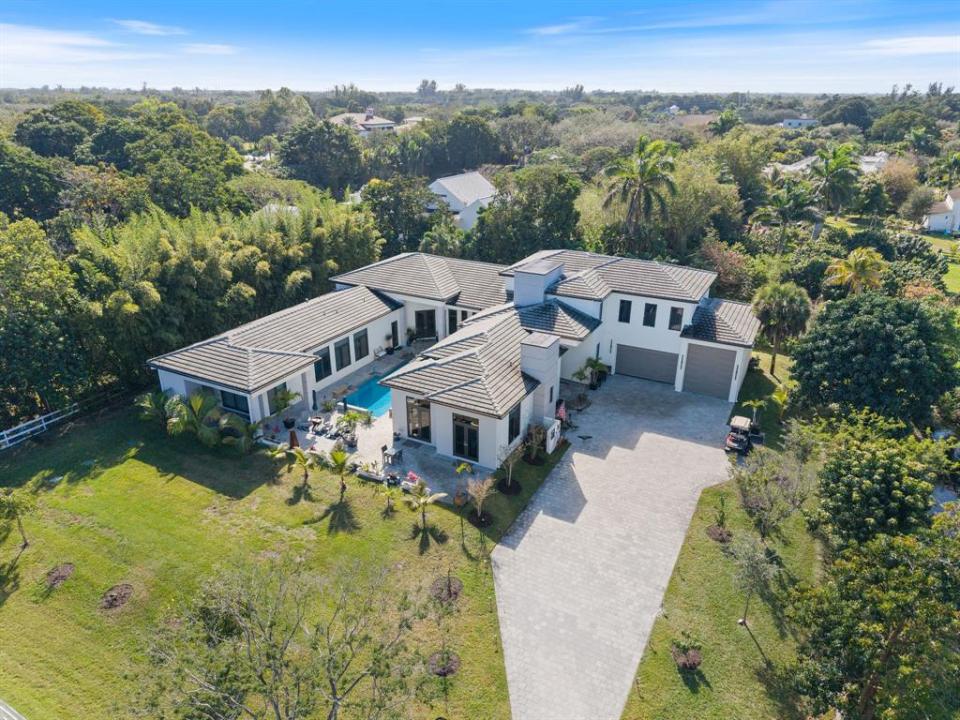 13500 Stirling Rd, Southwest Ranches, Florida 33330
