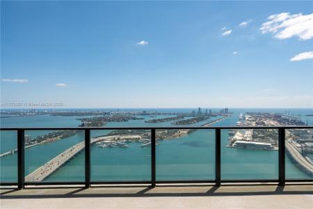 1000 Biscayne Blvd 5801, Miami, Florida 33132, USA