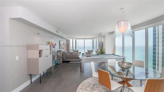 17555 Collins Ave 2501, Sunny Isles Beach, Florida 33160, USA