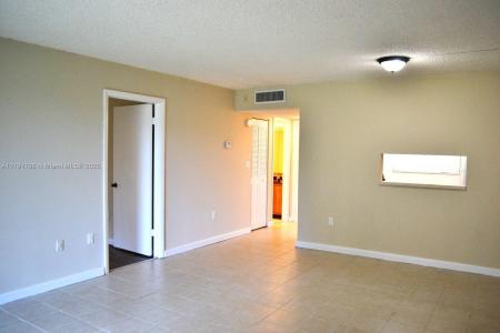 8005 SW 107th Ave 109, Miami, Florida 33173, USA