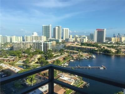 2500 Parkview Dr 2004, Hallandale Beach, Florida 33009, USA