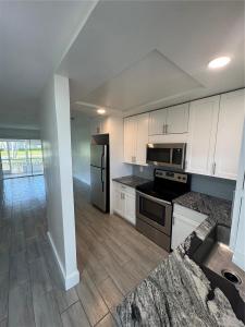 9851 Sandalfoot Blvd 208, Boca Raton, Florida 33428, USA