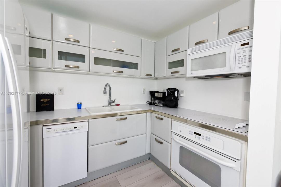 6580 Indian Creek Dr 608, Miami Beach, Флорида 33141, Соединенные Штаты