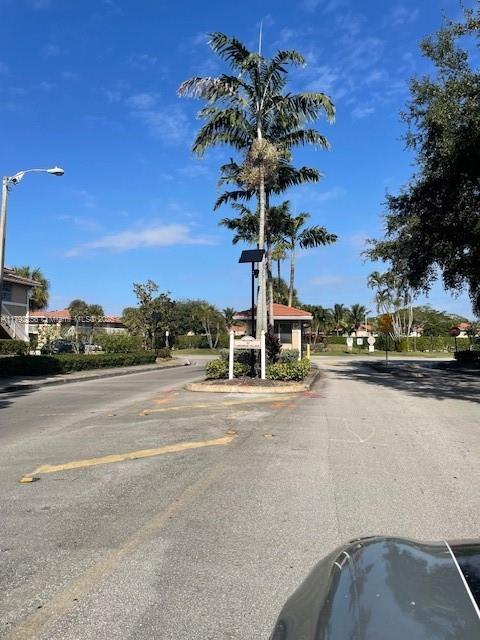 10068 TWIN LAKES DR 38-F, Coral Springs, Florida 33071, USA