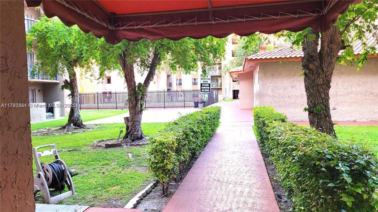 5201 NW 7th St, Miami, 佛罗里达州 33126, 美国