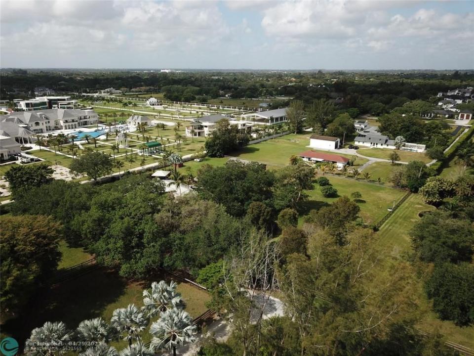 5701 SW 134th Ave, Southwest Ranches, Florida 33330
