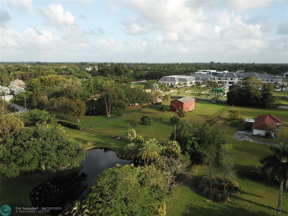 5701 SW 134th Ave, Southwest Ranches, Florida 33330