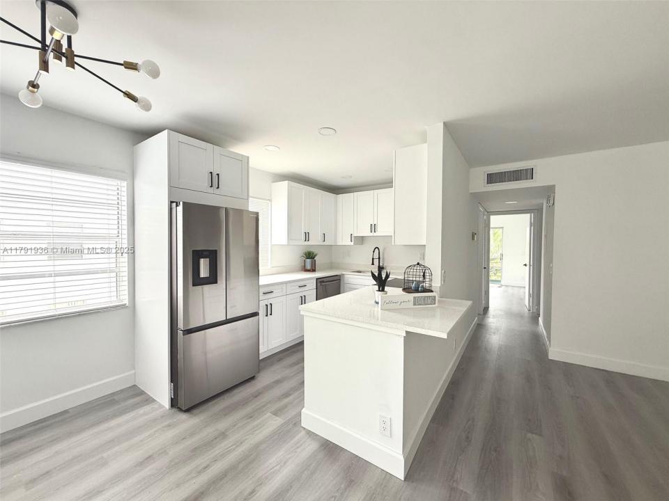 521 Normandy K 521, Delray Beach, Florida 33484