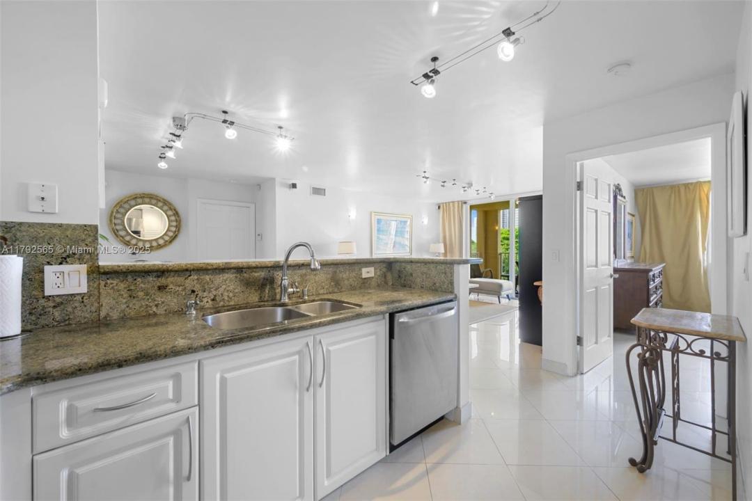 19999 E Country Club Dr 1406, Aventura, فلوريدا 33180, الولايات المتحدة