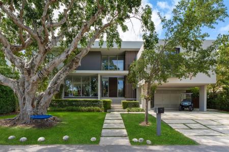 310 Redwood Lane, Key Biscayne, Florida 33149, USA