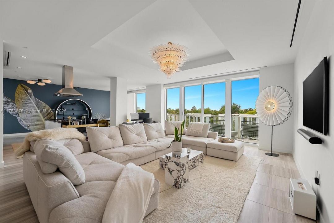 4701 N Meridian Ave 316, Miami Beach, Florida 33140, Stati Uniti