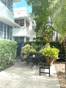 1525 Meridian Ave 204, Miami Beach, Florida 33139, USA