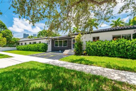 1955 SW 5th Ave, Miami, Florida 33129, USA