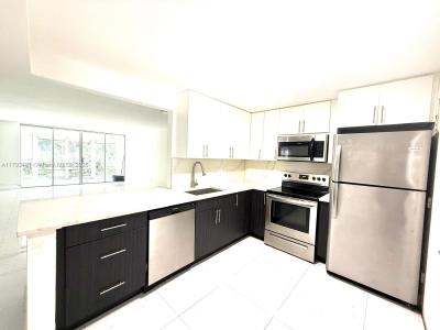 1401 NE 191st St D201, Miami, Florida 33179, USA