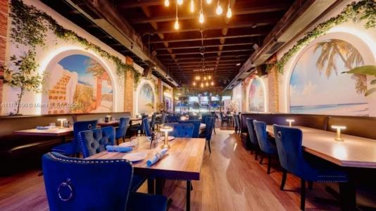 1814 Harrison St, Hollywood, Florida 33020, USA