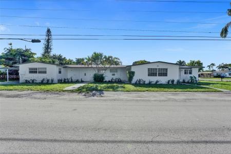 5657 Grant St, Hollywood, Florida 33021, USA