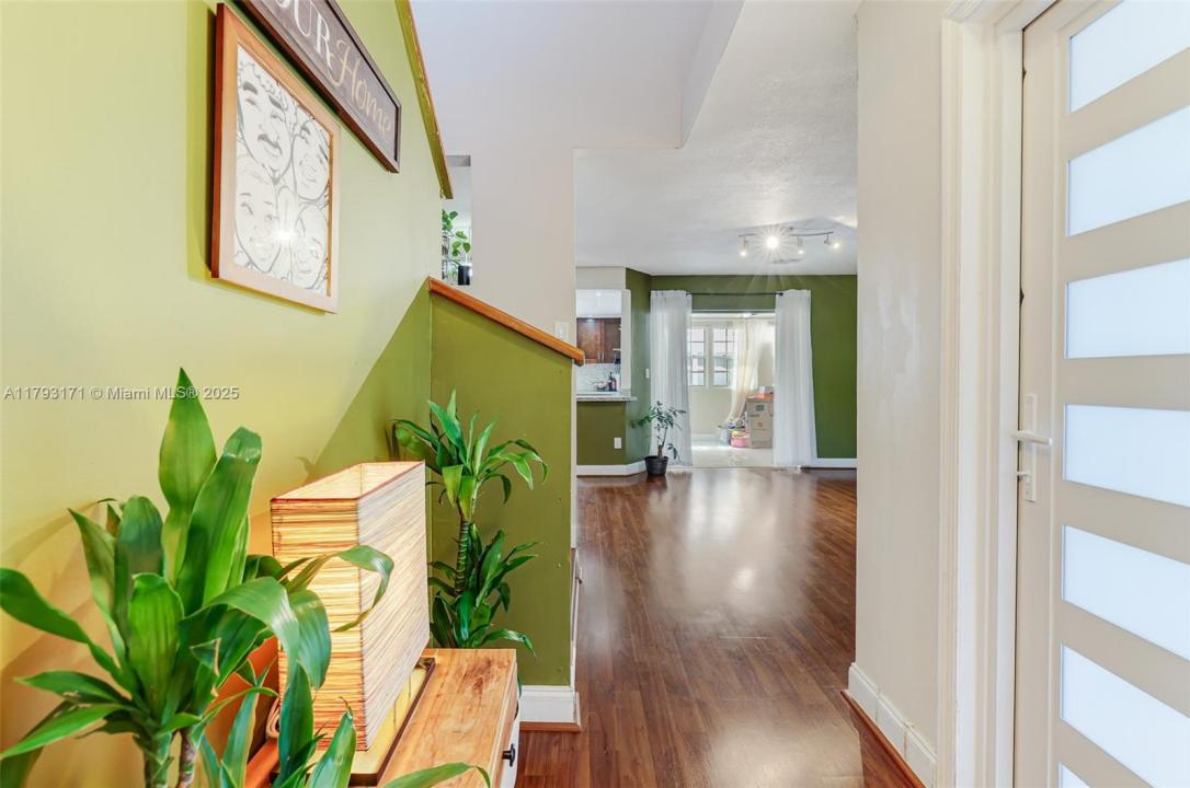 20979 SW 84th Ct, Cutler Bay, Florida 33189