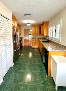 2141 SW 93rd Way 704, Davie, Florida 33324, USA