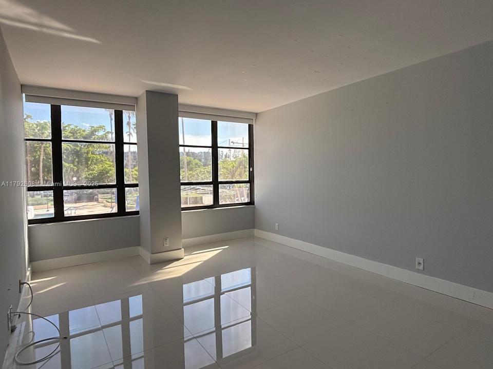 500 Three Islands Blvd L16, Hallandale Beach, Florida 33009