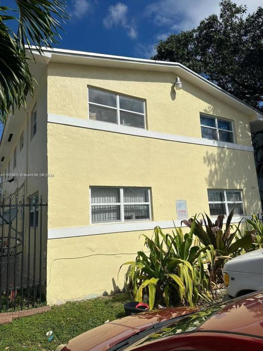 1243 NW 61st St, Miami, Florida 33142