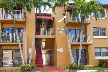 15520 SW 80th St B-301, Miami, Florida 33193, USA