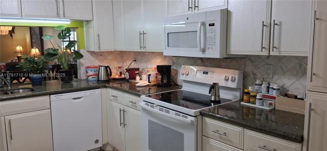 2638 NW 104th Ave 101, Sunrise, Florida 33322, USA
