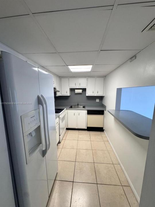 4174 INVERRARY DR 707, Lauderhill, Floride 33319, États-Unis