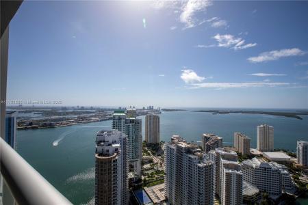 475 Brickell Ave 5007, Miami, Florida 33131, USA