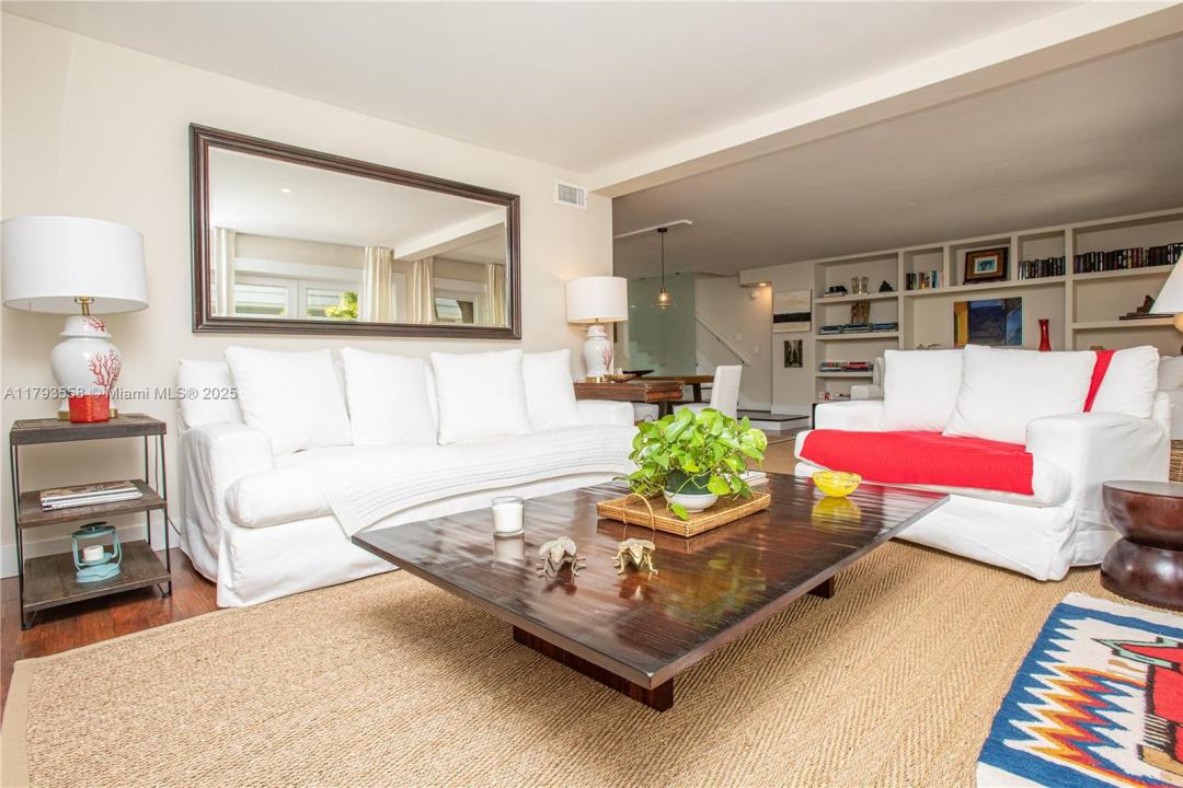 258 Sea View Dr 3, Key Biscayne, Flórida 33149, Estados Unidos