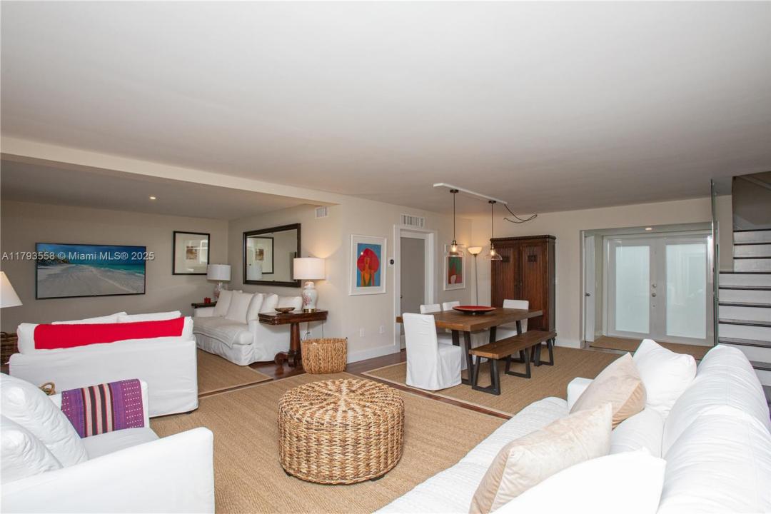 258 Sea View Dr 3, Key Biscayne, Flórida 33149, Estados Unidos