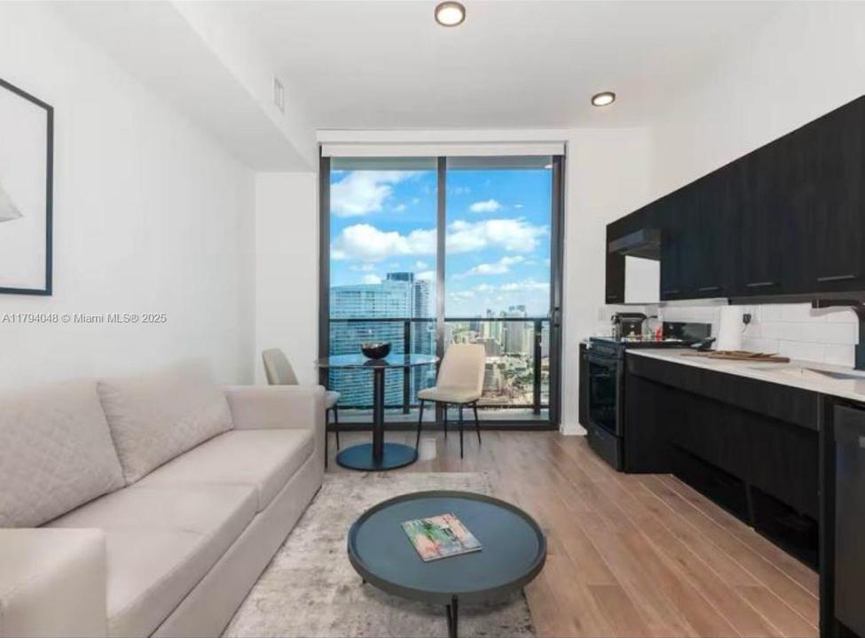 398 NE 5th St 4602, Miami, Floride 33132, États-Unis