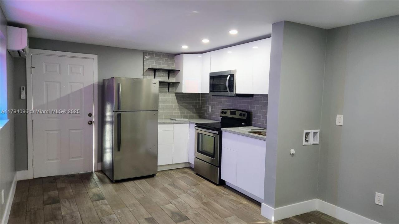 2489 SW 11th St 2, Miami, Florida 33135