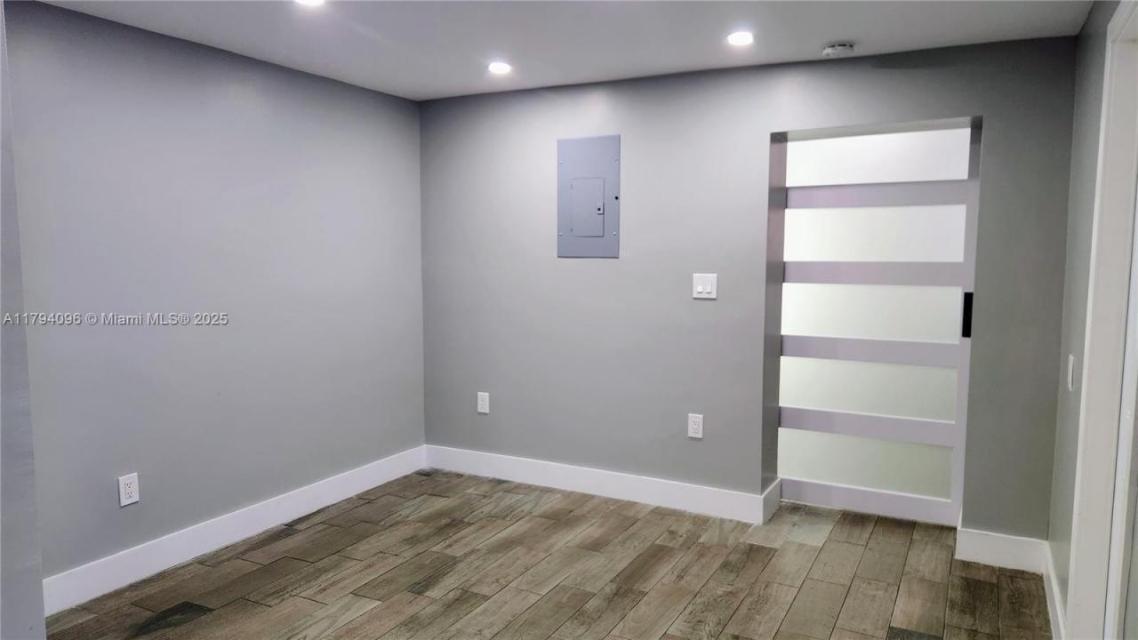 2489 SW 11th St 2, Miami, Florida 33135