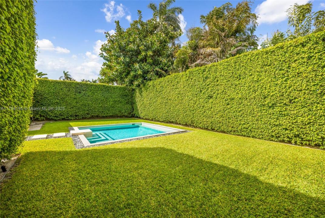 5460 Alton Rd, Miami Beach, Florida 33140, Stati Uniti