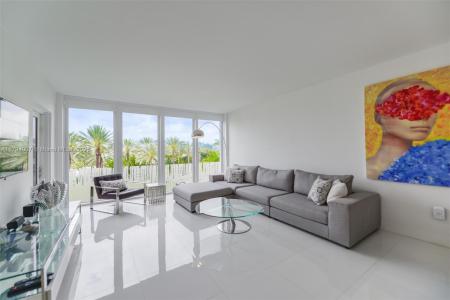 10275 Collins Ave 326, Bal Harbour, Florida 33154, USA
