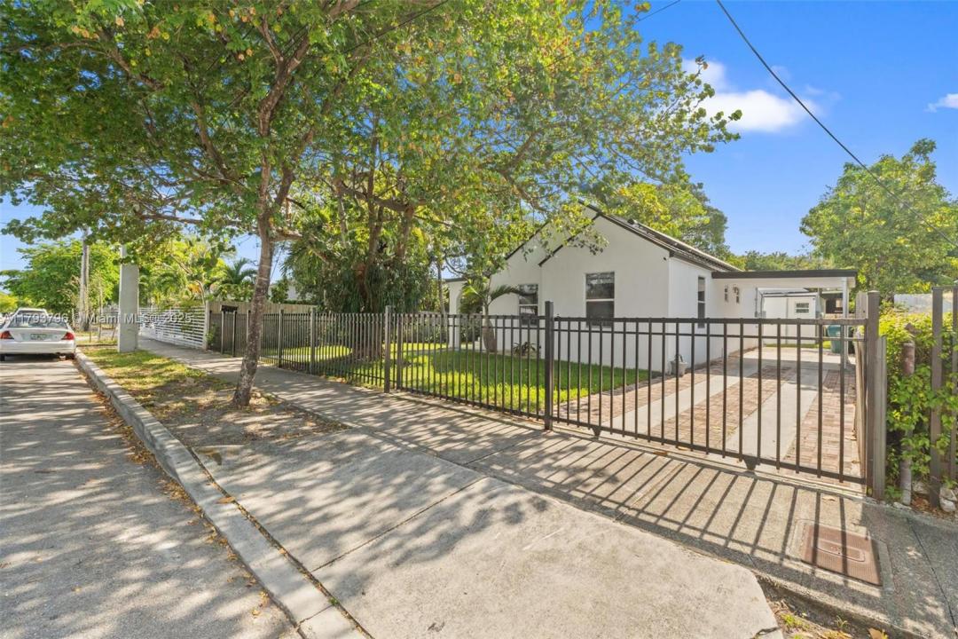 4430 NW 1 Ave, Miami, 佛罗里达州 33127, 美国