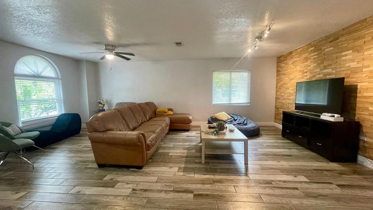 1044 Nin Street, Orlando, Flórida 32835, Estados Unidos