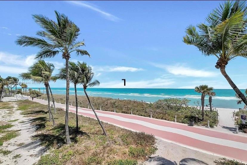 5401 Collins Ave 411, Miami Beach, Florida 33140, HOA KỲ