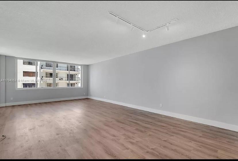 5401 Collins Ave 411, Miami Beach, Florida 33140, HOA KỲ