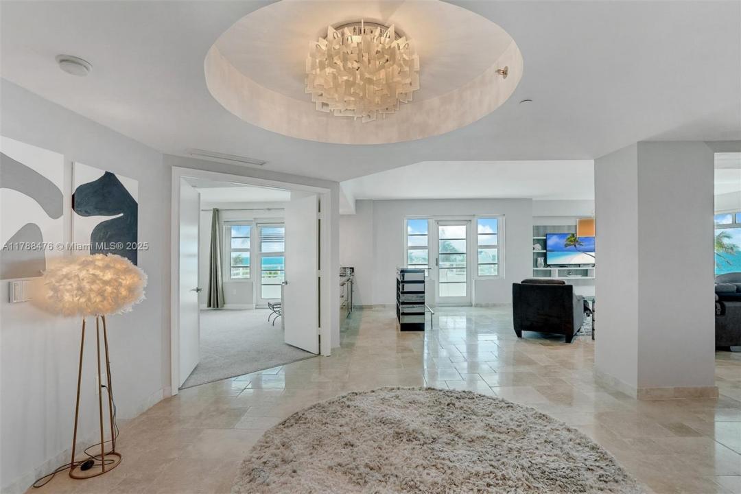 101 S Fort Lauderdale Beach Blvd 308, Fort Lauderdale, Floryda 33316, USA