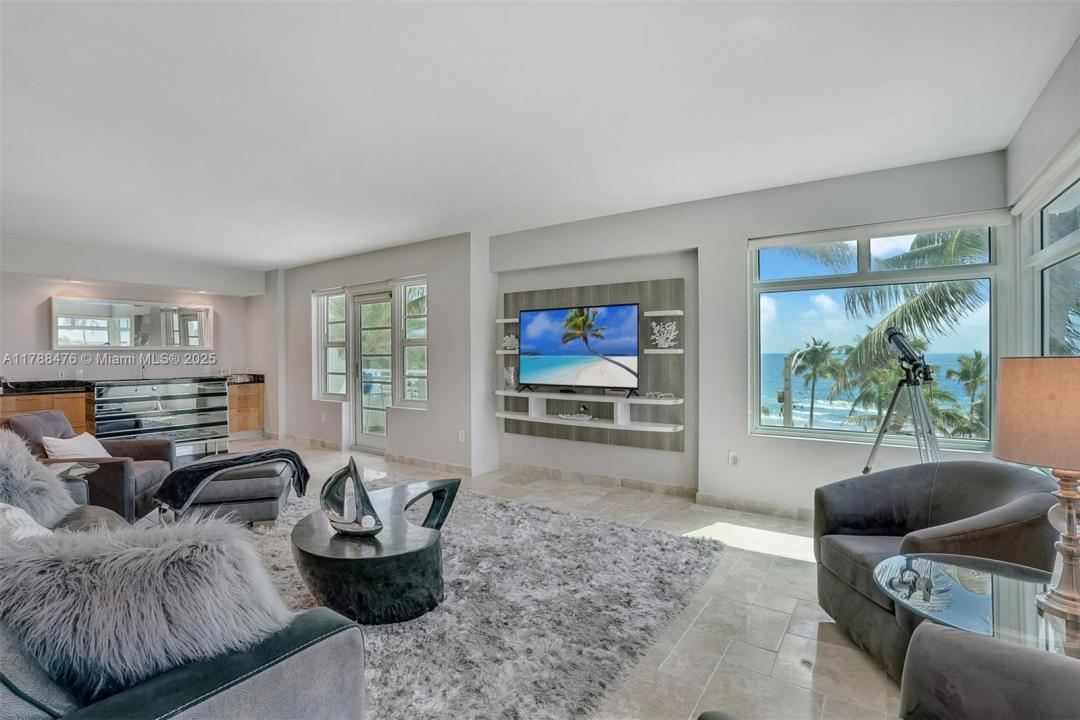 101 S Fort Lauderdale Beach Blvd 308, Fort Lauderdale, Floryda 33316, USA