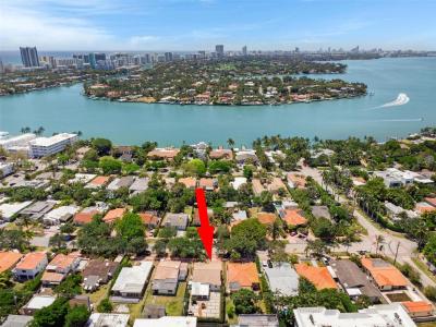 1185 Biarritz Dr, Miami Beach, Florida 33141, USA