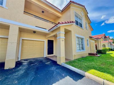 704 Belmont Ln 704, North Lauderdale, Florida 33068, USA