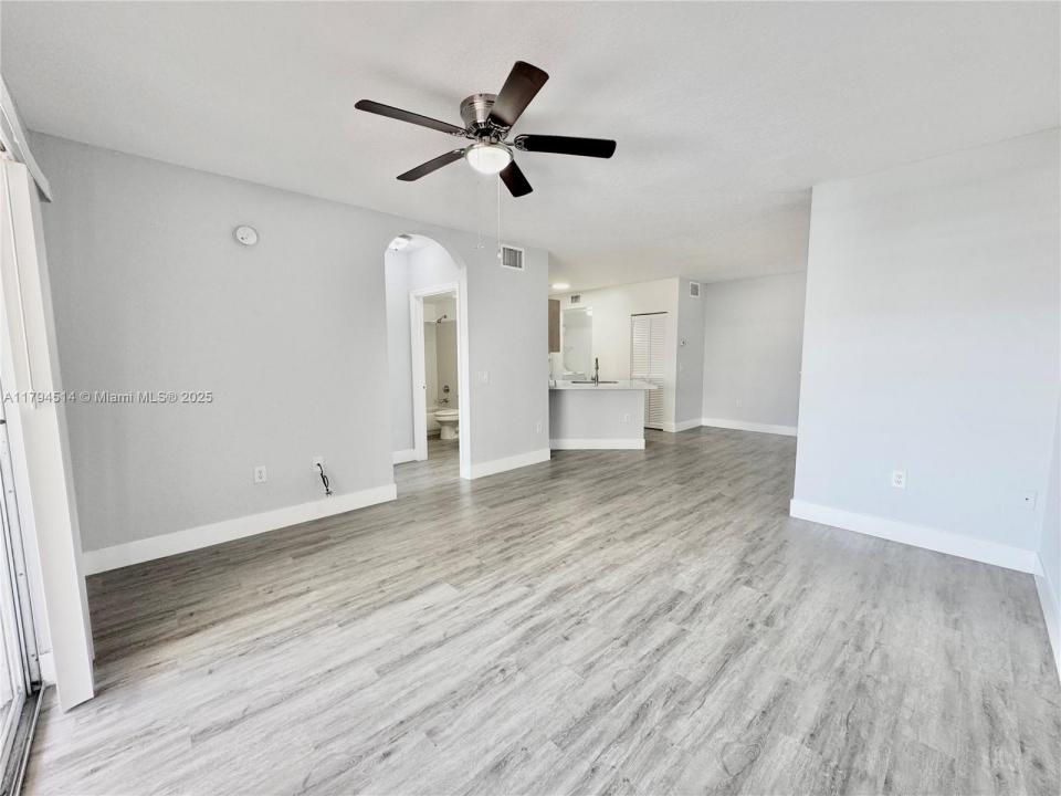 704 Belmont Ln 704, North Lauderdale, 佛羅里達州 33068, 美國