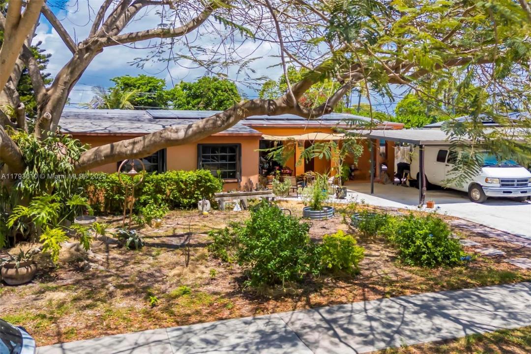 9341 Marine Dr, Cutler Bay, Florida 33189, Estados Unidos