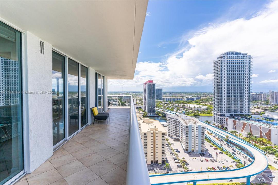 1830 S Ocean Dr 2608, Hallandale Beach, Florida 33009, Stati Uniti