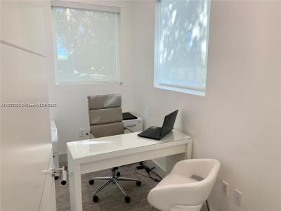 17100 Royal Palm Blvd 1, Weston, Florida 33326, USA