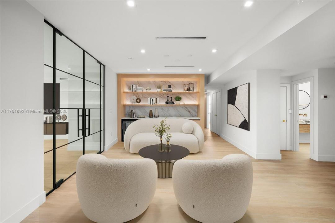 5255 Collins Ave 2J, Miami Beach, Flórida 33140, Estados Unidos