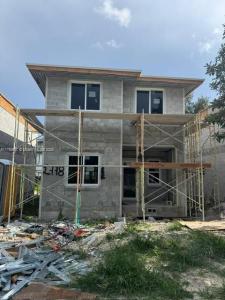 2778 NW 44th St, Miami, Florida 33142, USA