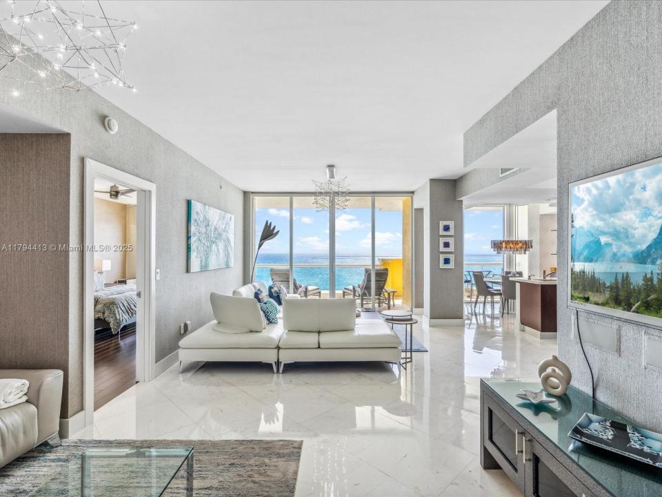 17875 Collins Ave 1605, Sunny Isles Beach, Florida 33160